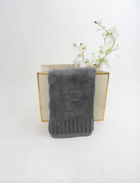 Fingertip Towels - Set of Two/Grey