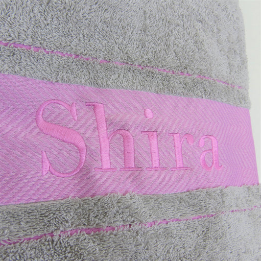 Shop personalized gray/pink large turkish towels at Starbox Gifts.