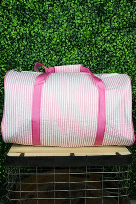Shop our girls personalized striped duffle bag at Starbox Gifts.