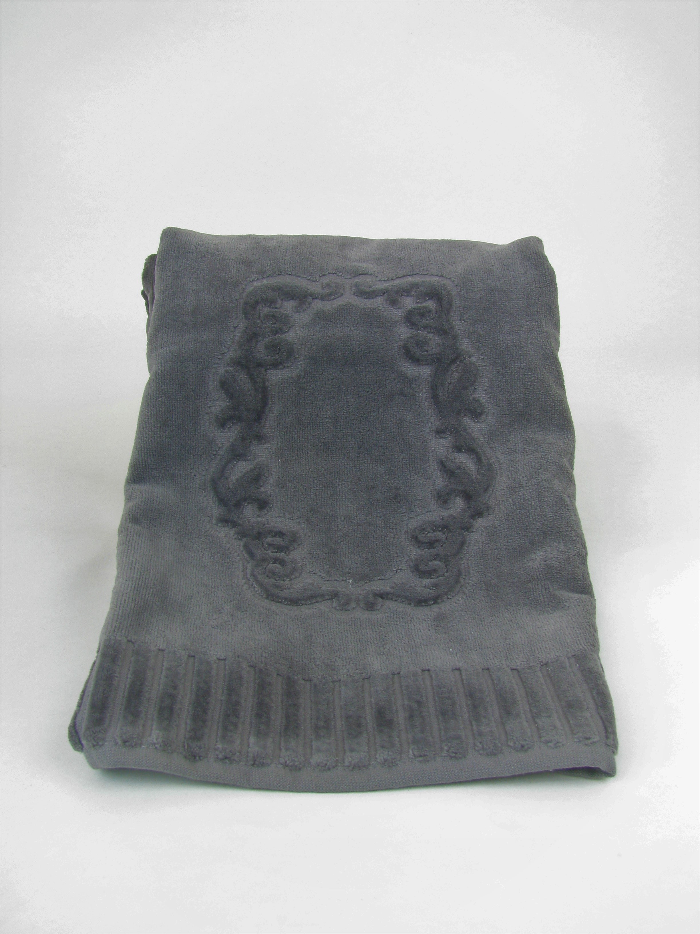 Luxurious Collection Monogramed Hand Towel